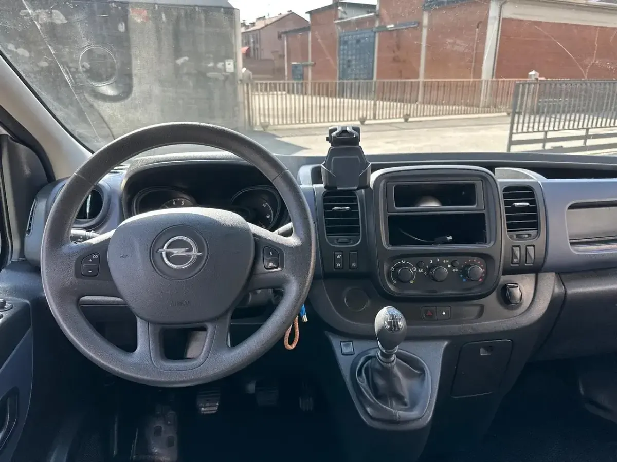 Usata Opel Vivaro S 125 CV (91 kW) 2018 Bianco Monovolume
