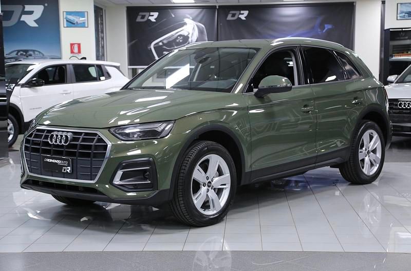 Usata Audi Q5 Business 204 CV (150 kW) 2024 Verde SUV