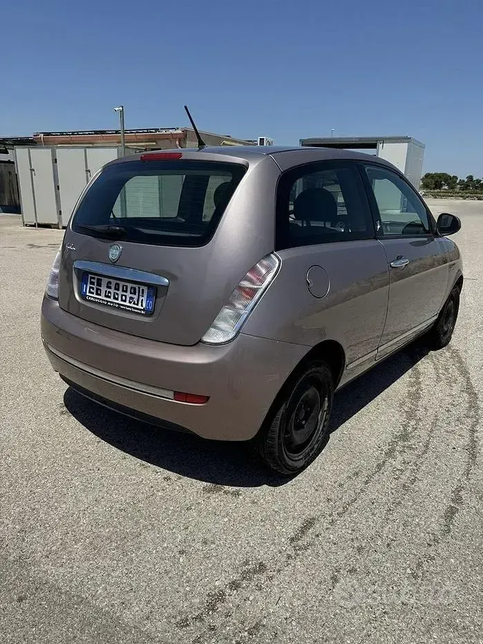 Usata Lancia Ypsilon 2010 Grigio Utilitaria