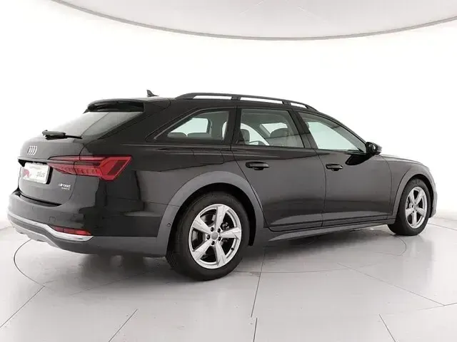 Usata Audi A6 Allroad Comfort 231 CV (169 kW) 2020 Nero mito metallizzato Station wagon