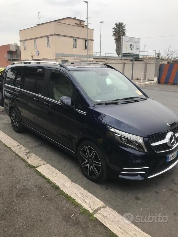 Blu Usata 2020 Mercedes V250 AMG Monovolume | 36.000 € - Immagine 1/3