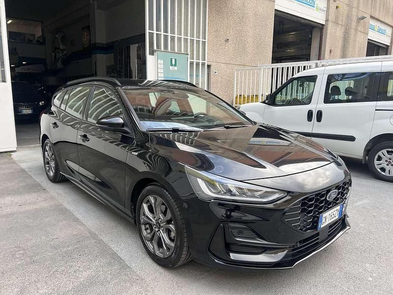 Usata Ford Focus ST-Line 155 CV (114 kW) 2023 Nero Station wagon