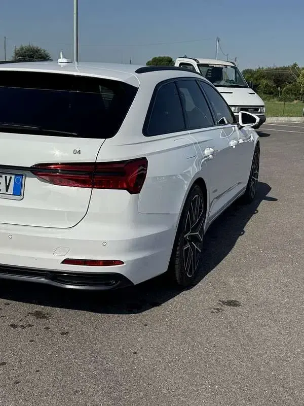 Usata Audi A6 Business 204 CV (150 kW) 2020 Station wagon