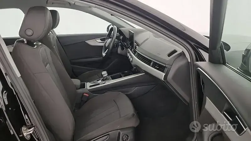 Usata Audi A4 Business 136 CV (100 kW) 2022 Nero Berlina