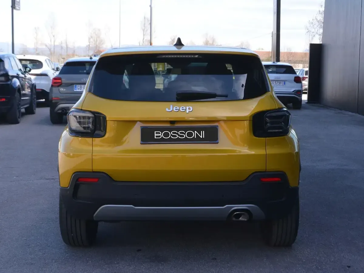 Usata Jeep Avenger Summit 101 CV (74 kW) 2025 SUV