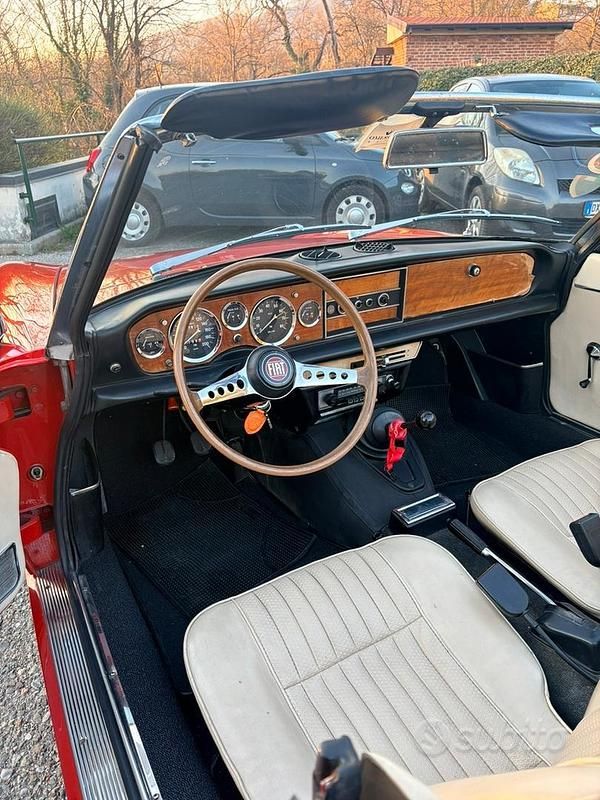 Usata Fiat 124 1960 Rosso Cabrio