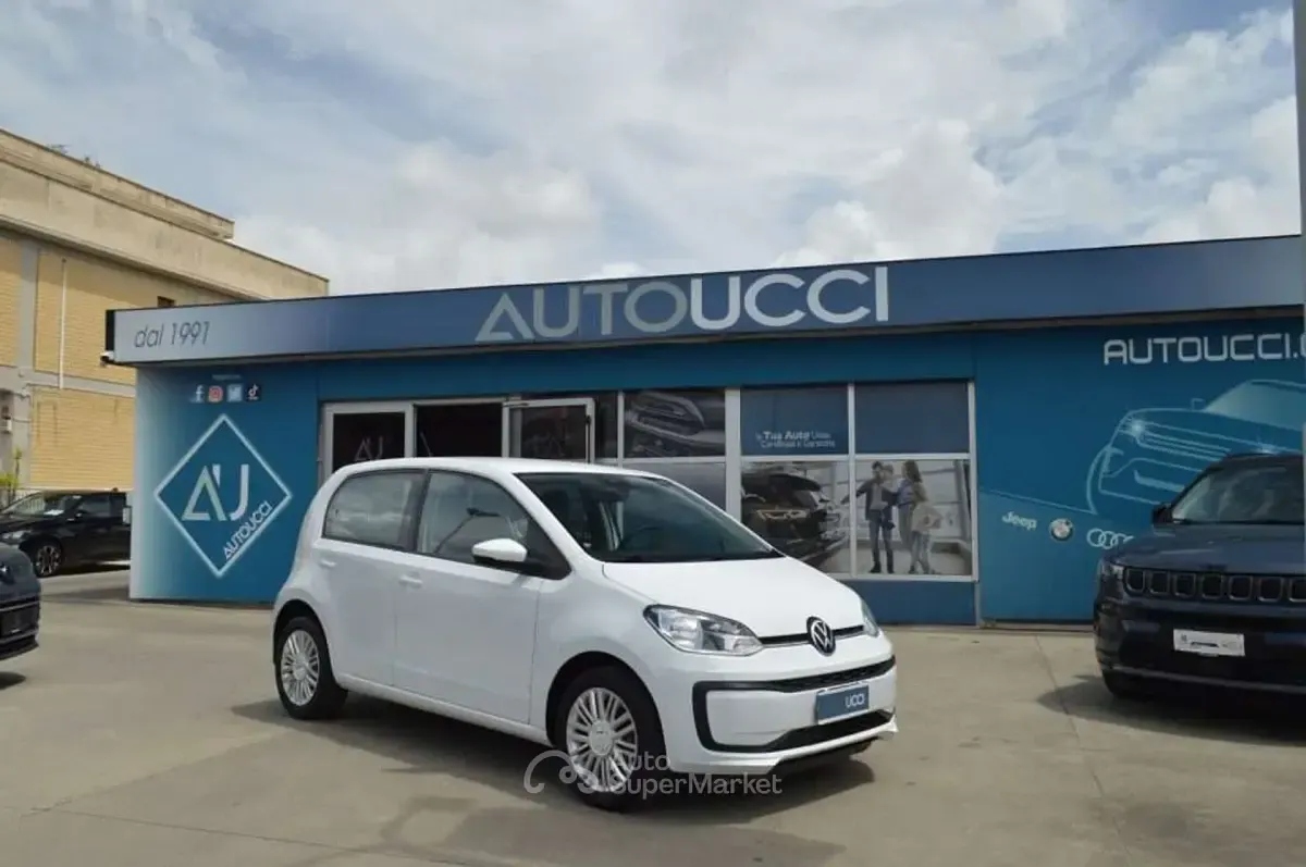 Usata VW up! move up! 65 CV (47 kW) 2023 Bianco Utilitaria