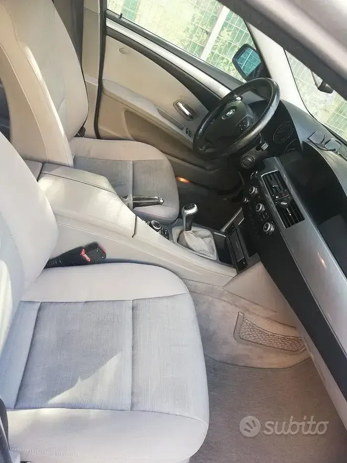 Usata BMW 520 177 CV (130 kW) 2009 Grigio Berlina