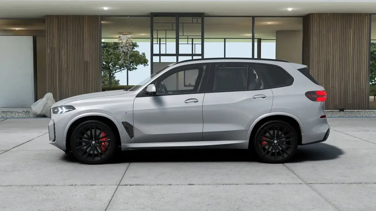 Nuova BMW X5 M Sport 352 CV (258 kW) 2026 Grigio SUV