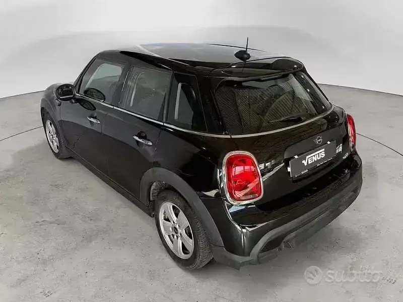 Usata Mini John Cooper Works 102 CV (75 kW) 2022 Nero Utilitaria