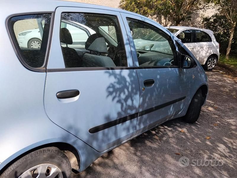 Usata Mitsubishi Colt 2007 Grigio Berlina
