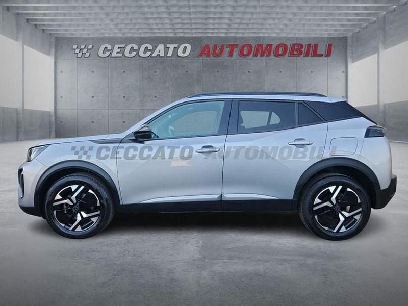 Usata Peugeot 2008 Allure 101 CV (74 kW) 2024 Grigio SUV