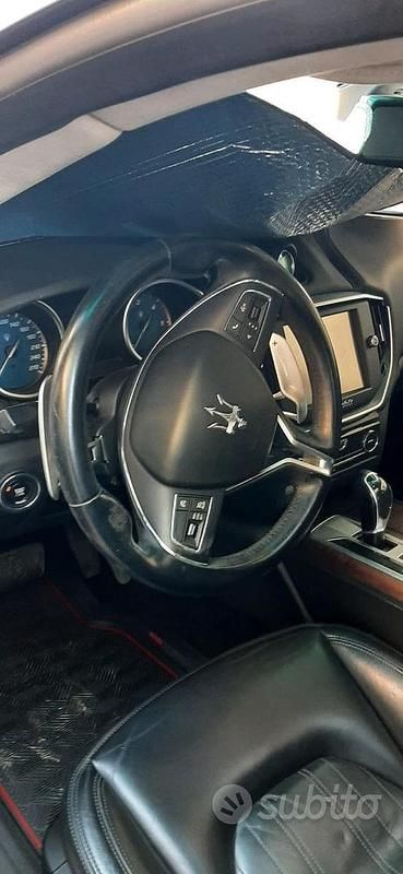 Usata Maserati Ghibli 250 CV (183 kW) 2014 Grigio Berlina