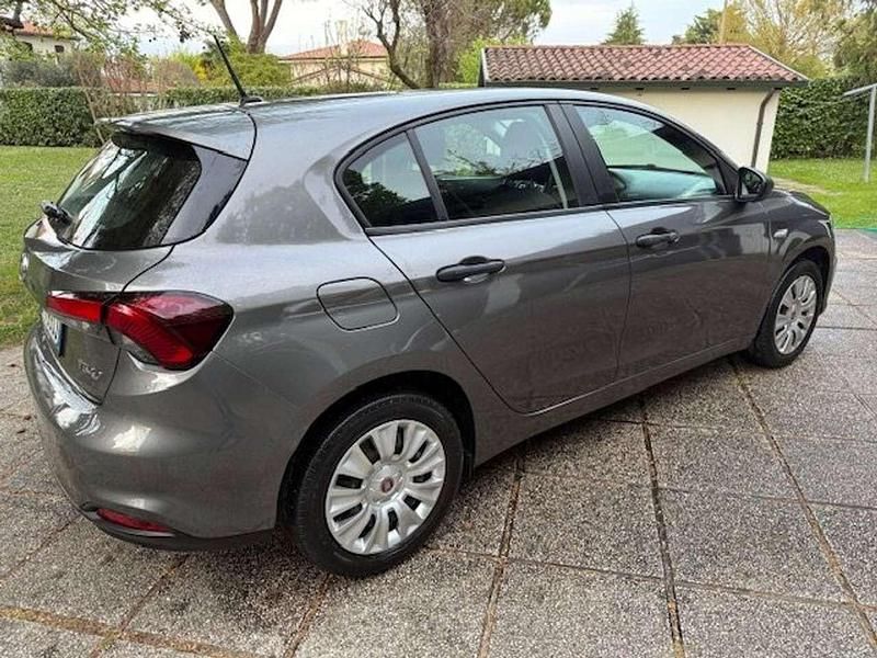Usata Fiat Tipo 101 CV (74 kW) 2021 Grigio Berlina