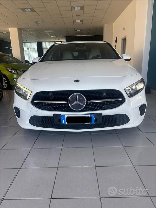 Usata Mercedes A180 Executive 116 CV (85 kW) 2019 Bianco Berlina