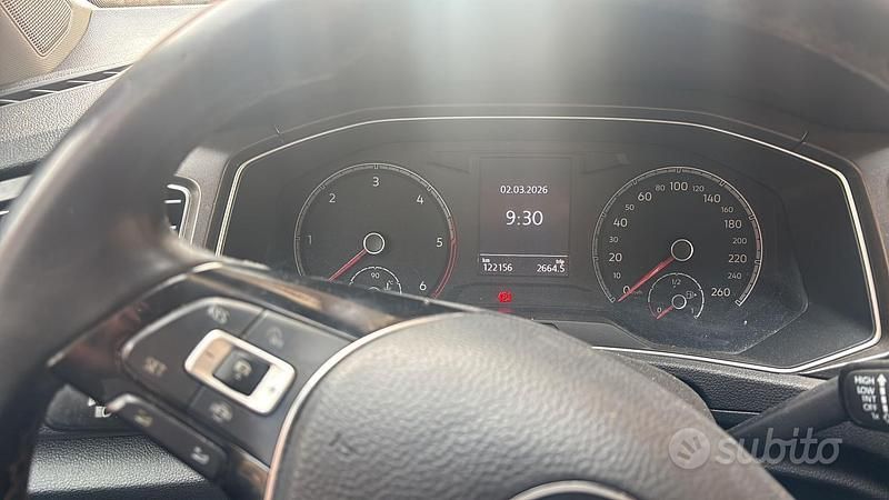 Usata VW T-Roc Style 116 CV (85 kW) 2019 Bianco SUV