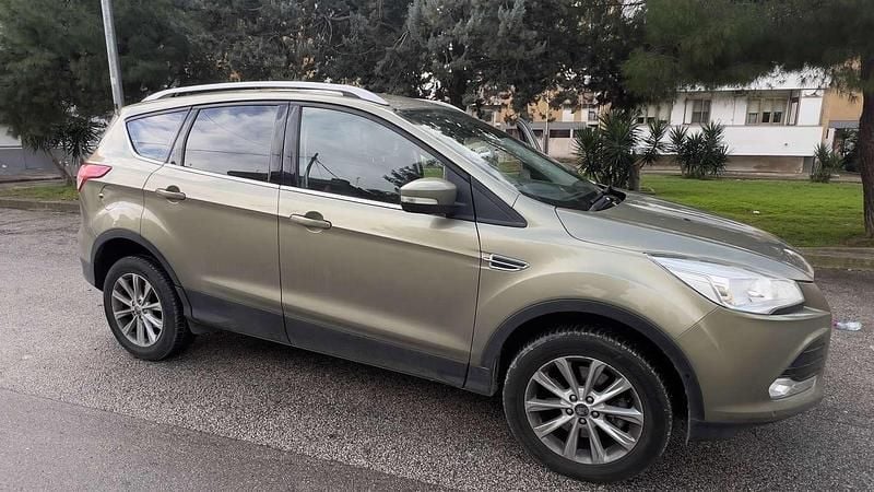 Usata Ford Kuga Titanium 150 CV (110 kW) 2015 SUV