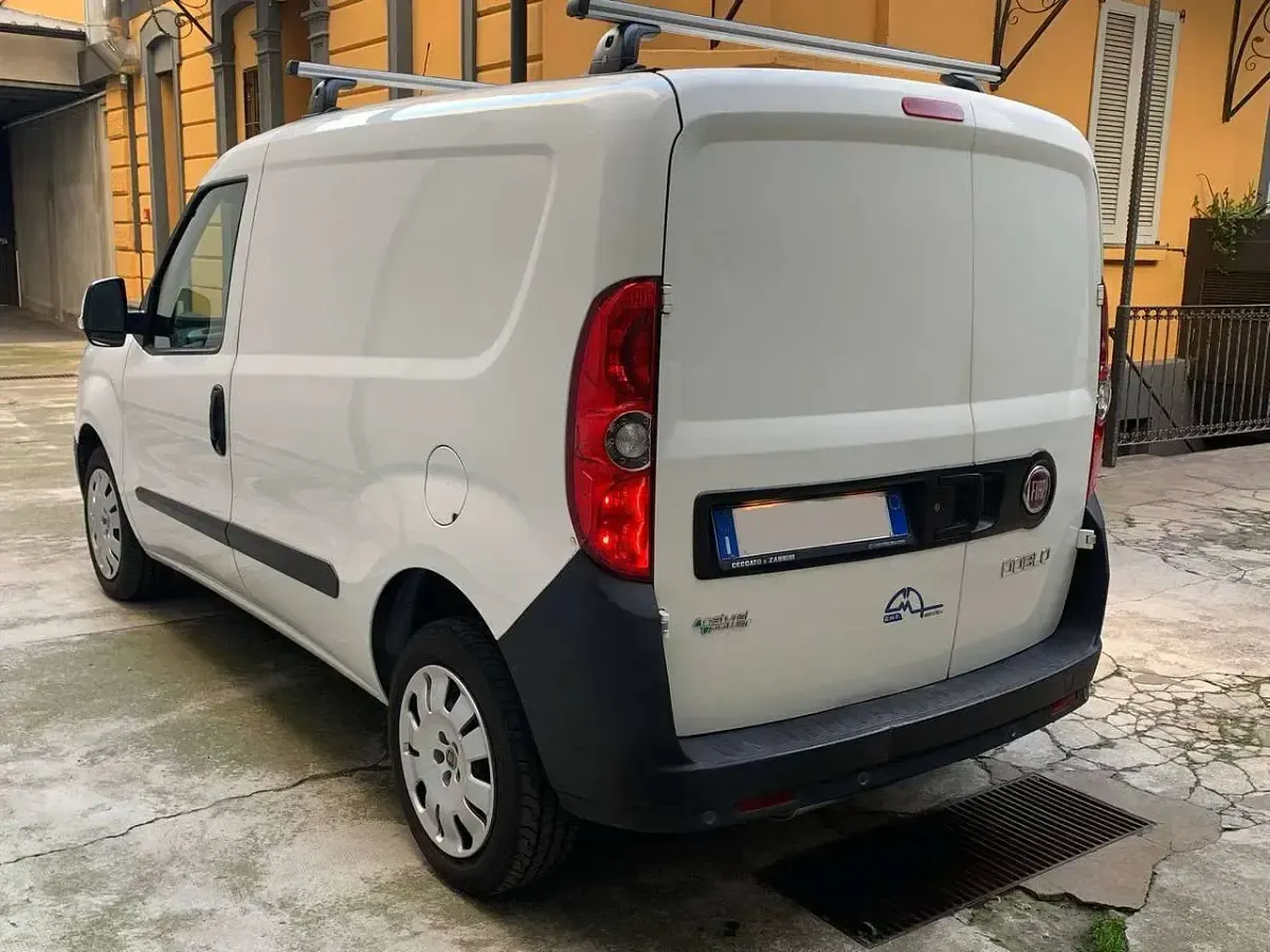 Usata Fiat Doblò 120 CV (88 kW) 2013 Bianco Monovolume