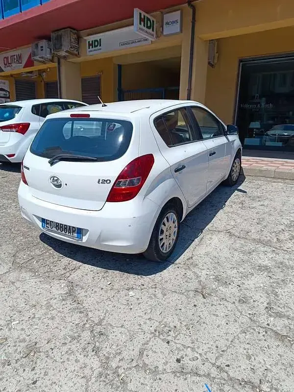 Usata Hyundai i20 Classic 77 CV (56 kW) 2010 Utilitaria