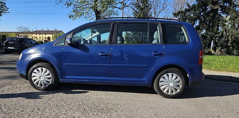 Occasion VW Touran Trendline 101 PK (74 kW) 2004 Blauw MPV