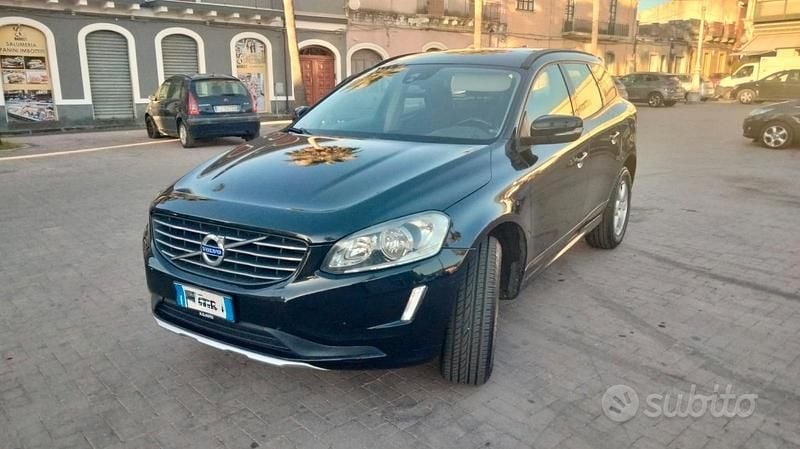 Usata 2015 Volvo XC60 SUV | 9900 € (Ottimo prezzo) - Immagine 1/4