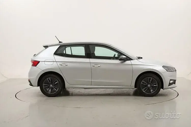 Usata Skoda Fabia Style 95 CV (69 kW) 2023 Grigio Utilitaria