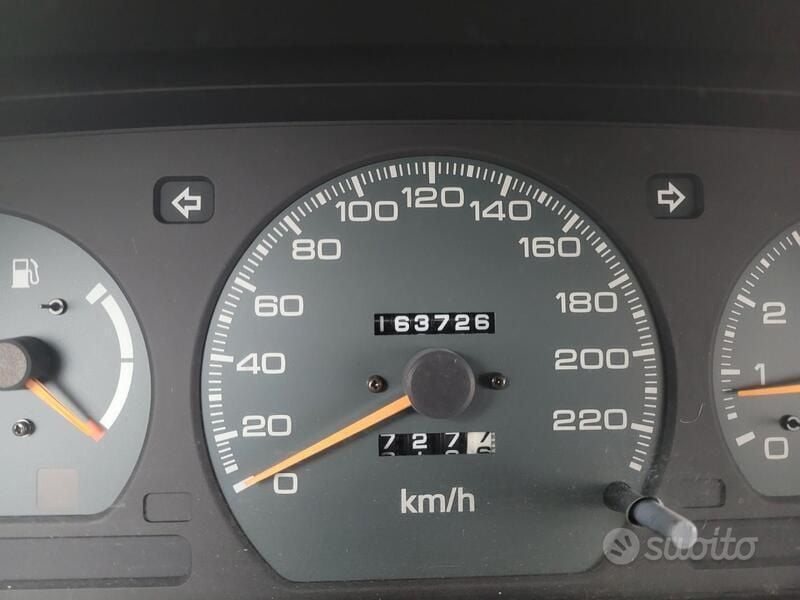 Usata Mitsubishi Space Wagon 1993 Grigio Monovolume