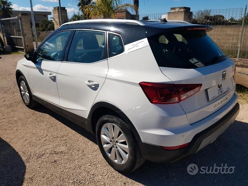 Usata Seat Arona XCELLENCE 95 CV (69 kW) 2021 Bianco SUV
