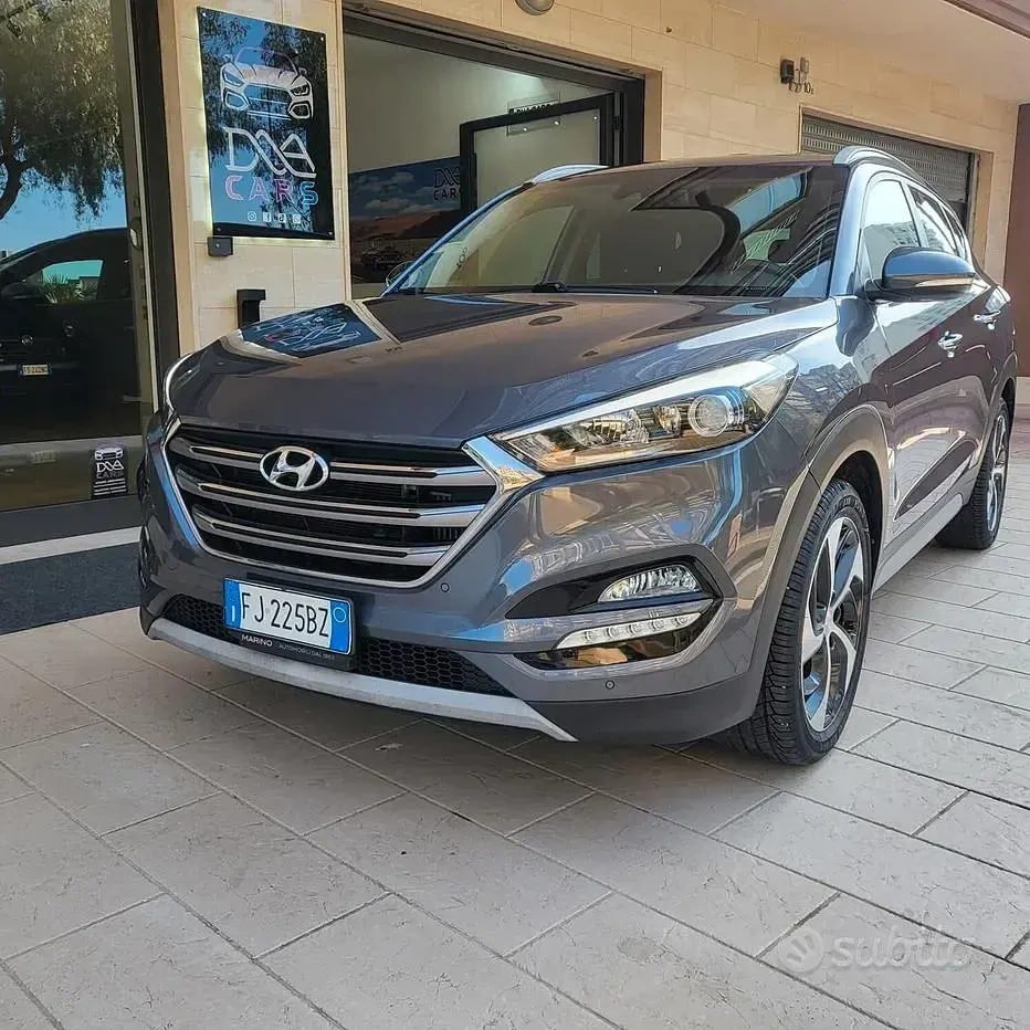 Occasion Hyundai Tucson Edition 141 ch (103 kW) 2017 Gris SUV