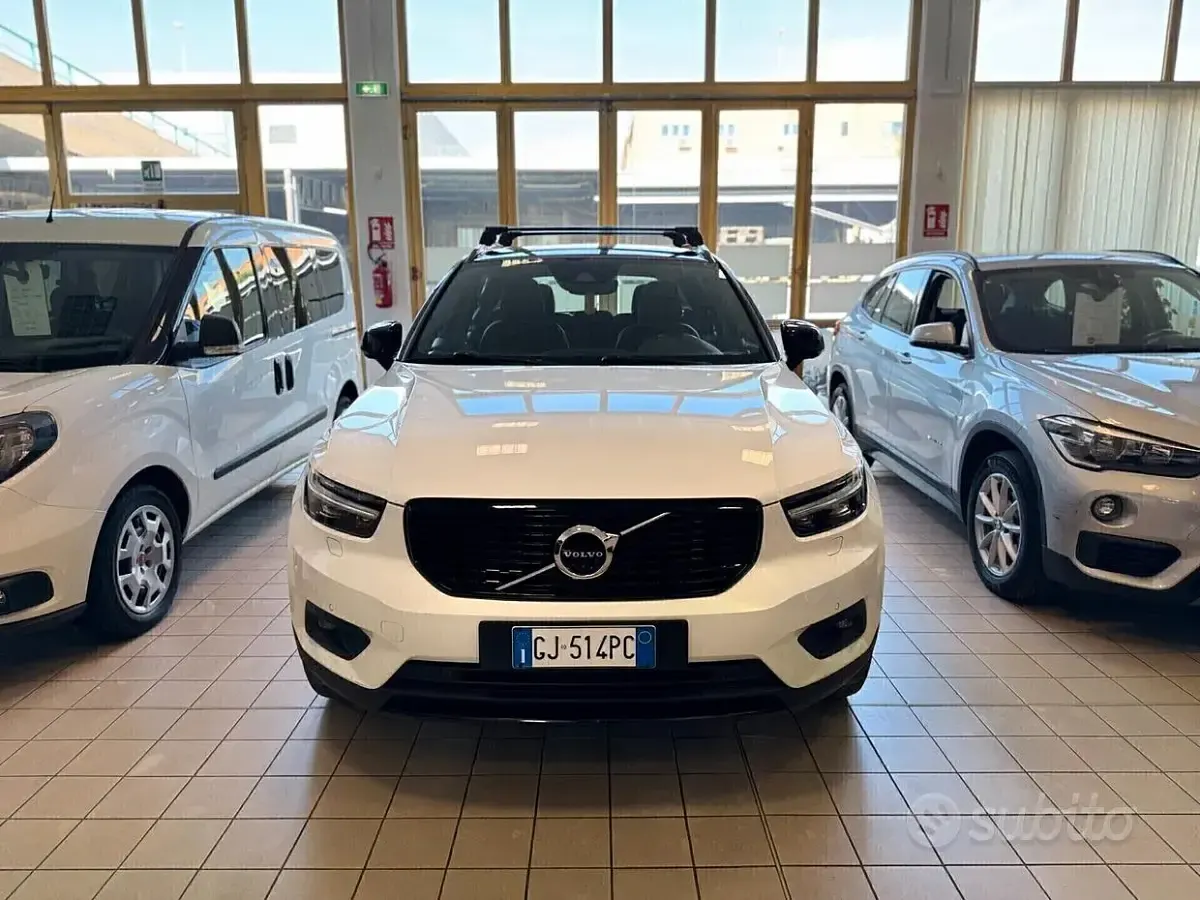 Usata Volvo XC40 R-Design 190 CV (139 kW) 2018 Bianco SUV