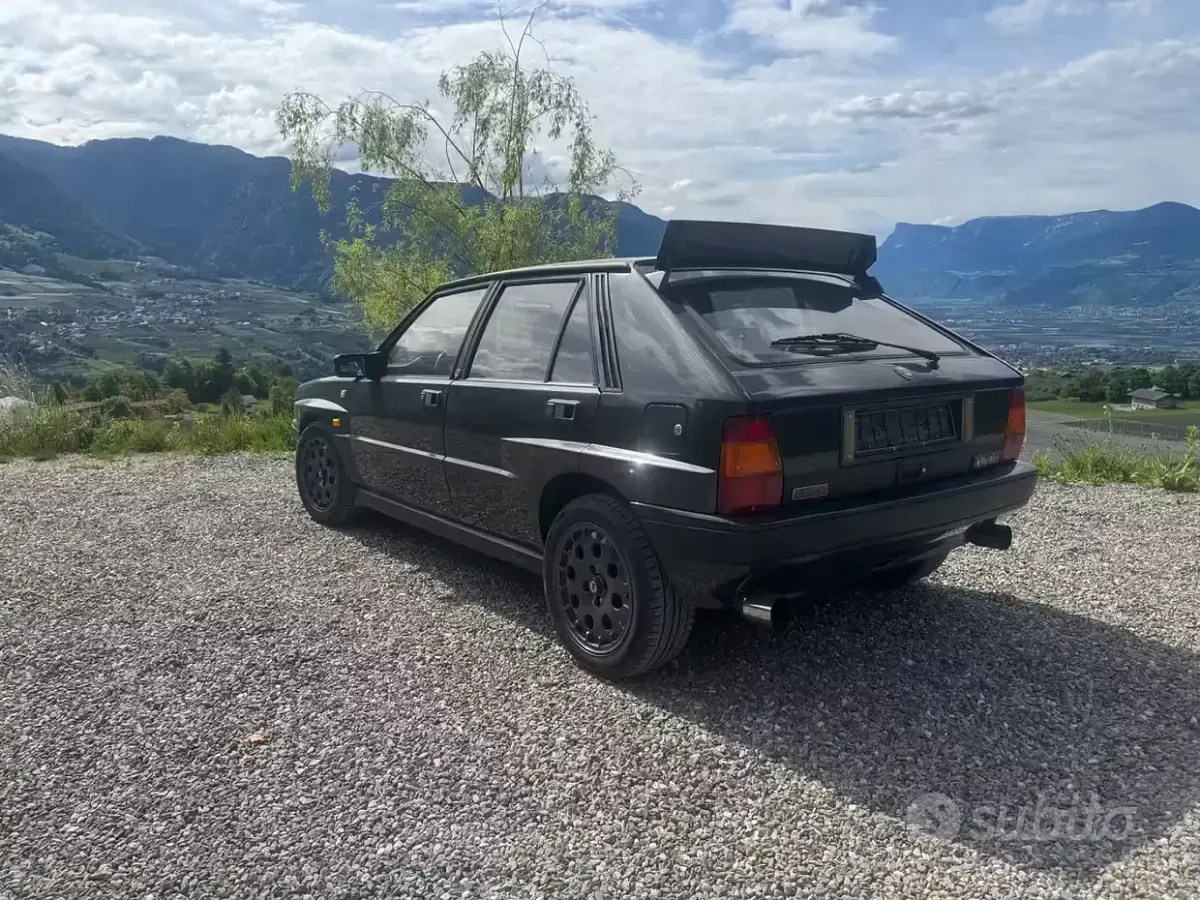 Usata Lancia Delta 196 CV (144 kW) 1990 Utilitaria
