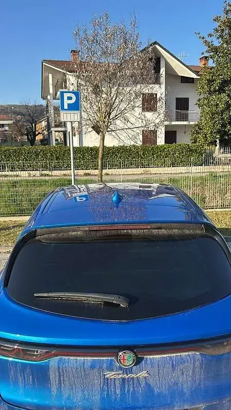 Usata Alfa Romeo Tonale Edizione Speciale 160 CV (117 kW) 2023 Blu/azzurro SUV