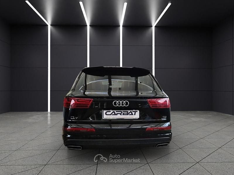 Usata Audi Q7 Sport 218 CV (160 kW) 2017 Nero SUV