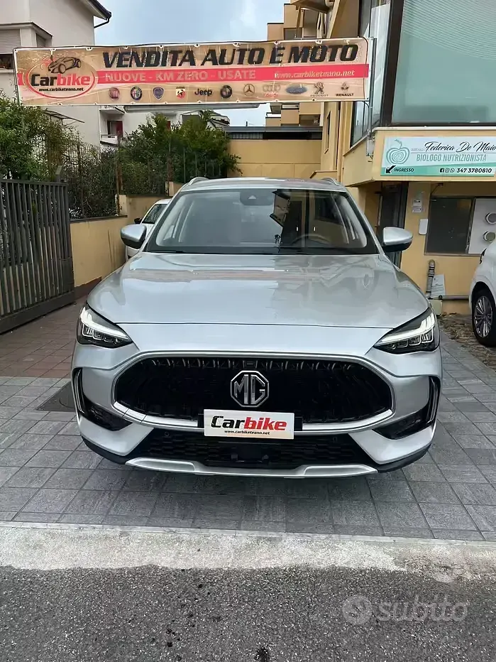 Usata MG HS Comfort 162 CV (119 kW) 2024 Grigio SUV