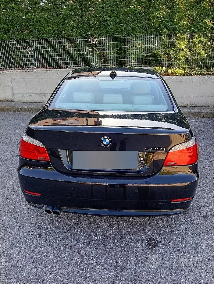 Usata BMW 523 190 CV (139 kW) 2008 Nero Berlina