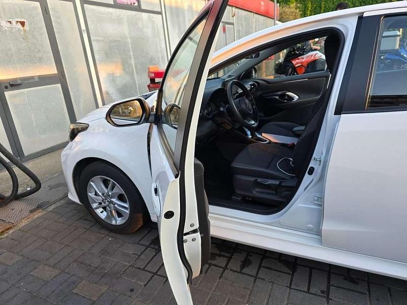 Usata Mazda 2 92 CV (67 kW) 2022 Berlina