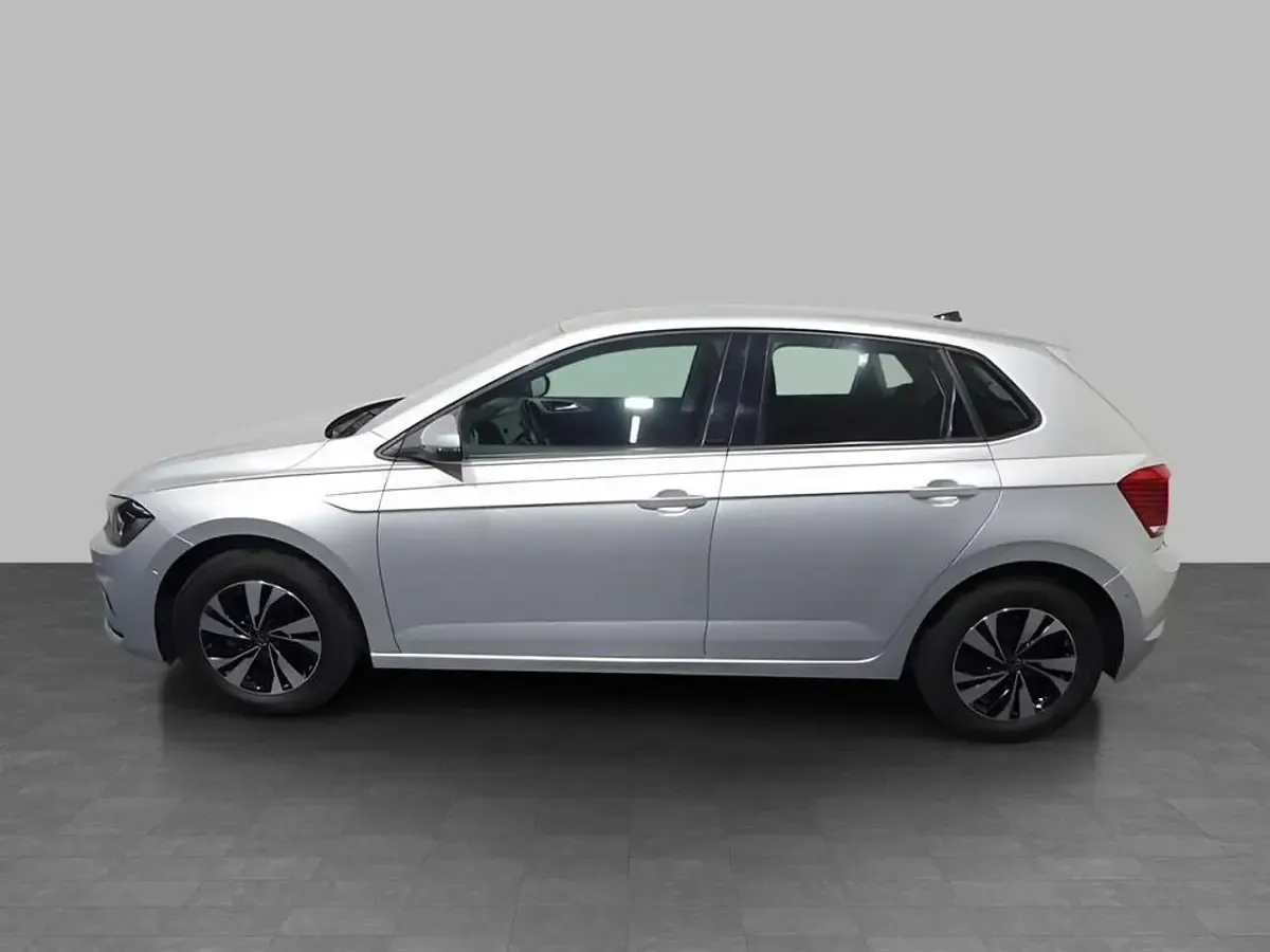 Usata VW Polo Comfortline 80 CV (58 kW) 2020 Argento riflesso metallizzato Utilitaria