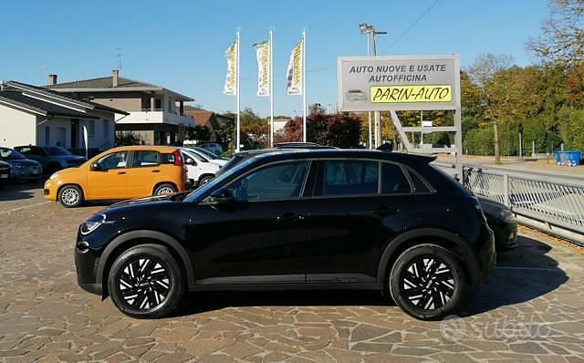 Usata Fiat 600 101 CV (74 kW) 2024 Nero SUV