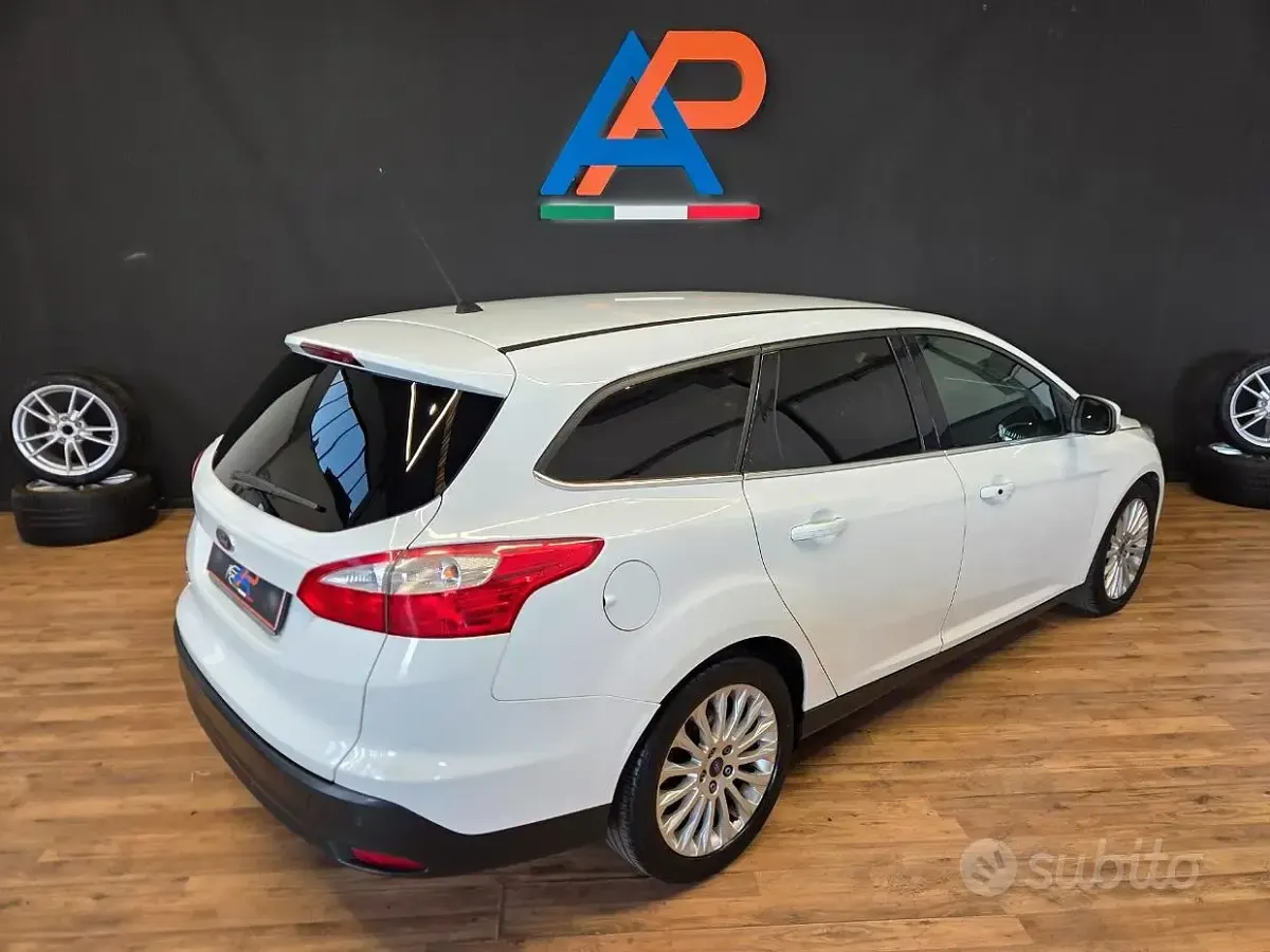 Usata Ford Focus Titanium 116 CV (85 kW) 2011 Other Station wagon