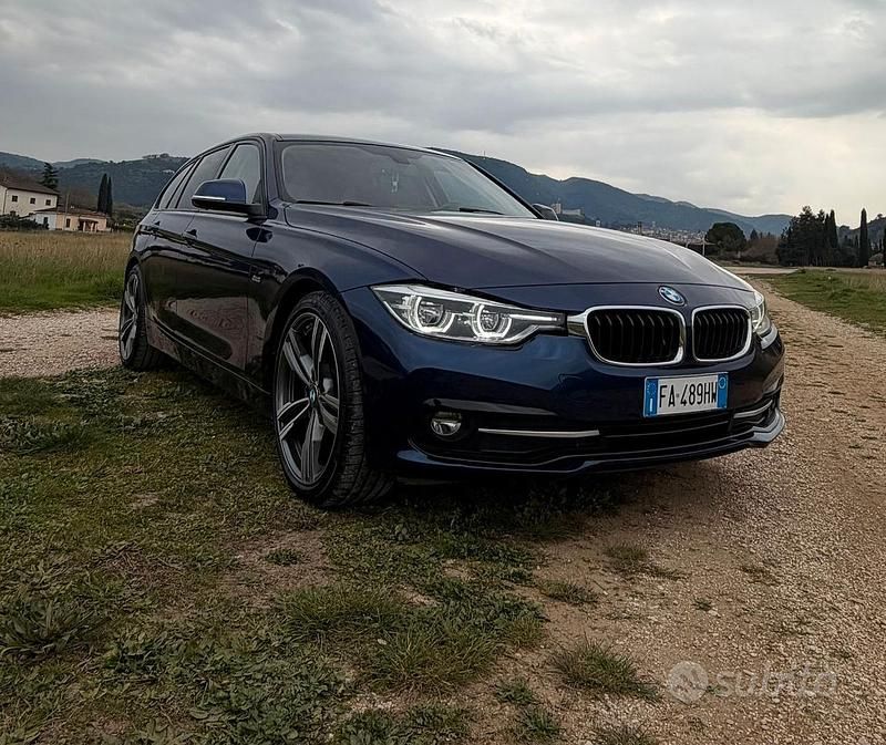 Usata BMW 318 Sport Line 2015 Blu Station wagon