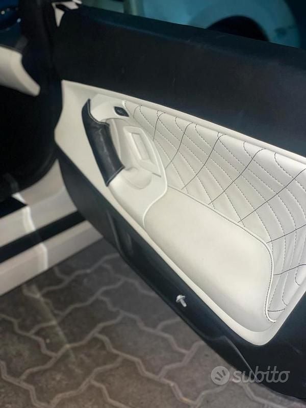 Usata Lamborghini Gallardo 560 CV (411 kW) 2009 Bianco Coupé