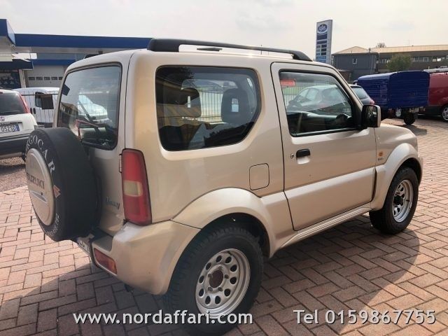 Usato 2010 Suzuki Jimny 1.5 Diesel 86 CV (12.000 €) | 13862 Brusnengo
