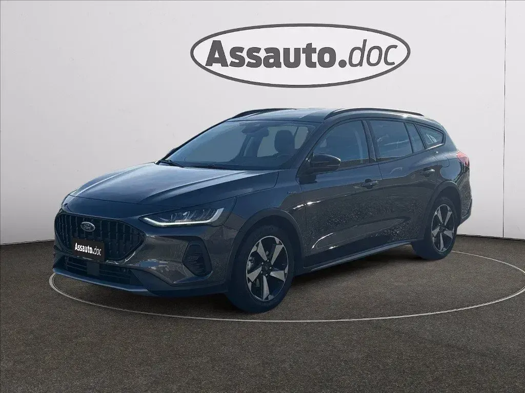 Usata Ford Focus Active 125 CV (91 kW) 2023 Grigio metallizzato Station wagon