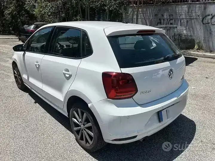 Usata VW Polo 90 CV (66 kW) 2016 Bianco Berlina