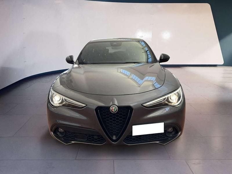 Usata Alfa Romeo Stelvio Veloce 209 CV (153 kW) 2022 Grigio SUV