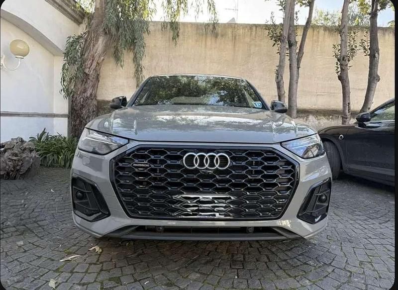 Usata Audi Q5 Sportback Ambiente 252 CV (185 kW) 2021 Grigio SUV