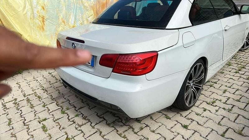 Usata BMW 320 Cabriolet M Sport 184 CV (135 kW) 2010 Cabrio