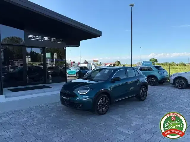 Usata Fiat 600 Style 135 CV (99 kW) 2025 Verde SUV