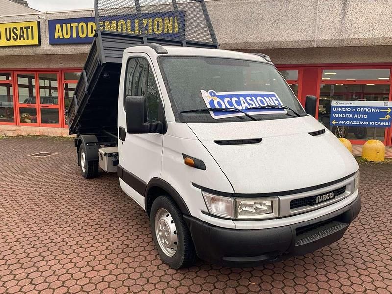 Usata Iveco Daily 97 CV (71 kW) 2008 Bianco