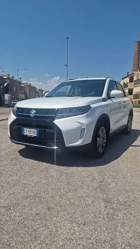 Usata Suzuki Vitara Cool 129 CV (94 kW) 2024 SUV